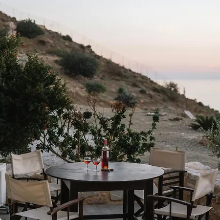 Hideaway Southcrete Apartment Lentas Exterior photo